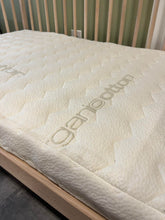 Upload image to gallery, Matelas mousse réversible avec housse en coton organique